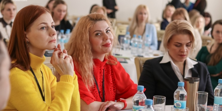 В Николаеве владельцев салонов красоты учили эффективно управлять бизнесом (ФОТО)