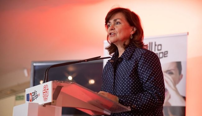 У вице-премьера Испании обнаружили коронавирус