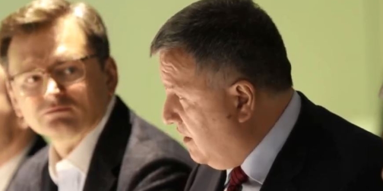 В Борисполе арестовали 1,5 тонны медицинских масок – их хотели вывезти в Эмираты и Рим