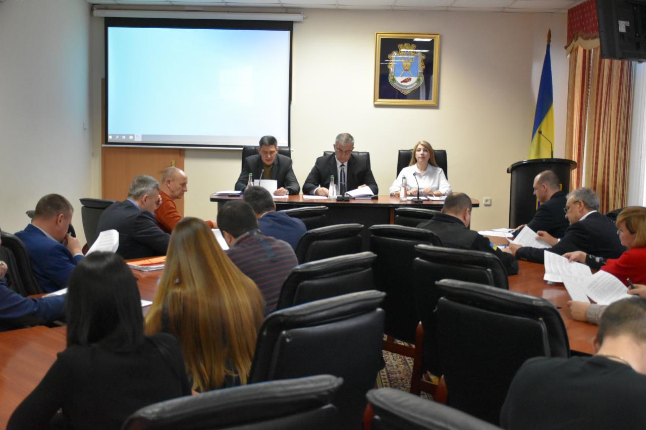 Все-таки изоляция? Николаевская ОГА решила “максимально ограничить передвижение населения между населенными пунктами”