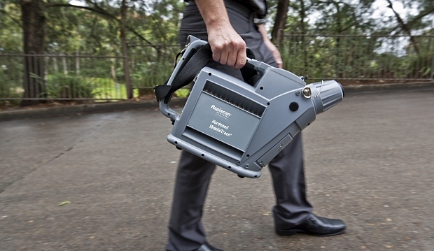 Вторая попытка: Николаевский аэропорт покупает детектор взрывчатых веществ у фирмы Бережной