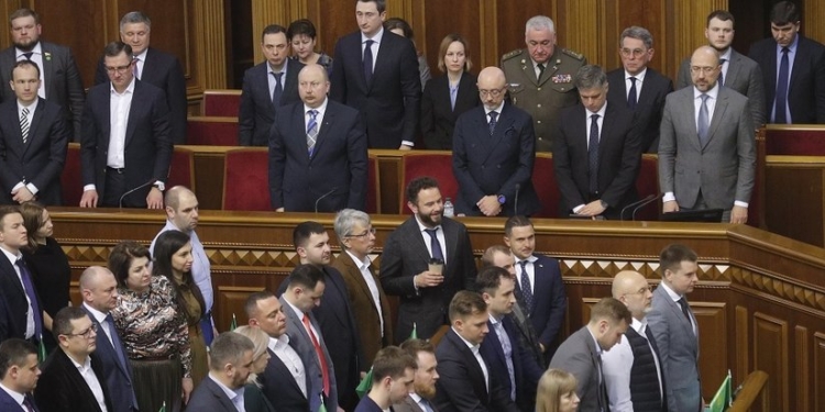 Новые лица в Кабмине Шмыгаля: что известно о девяти министрах призыва-2020