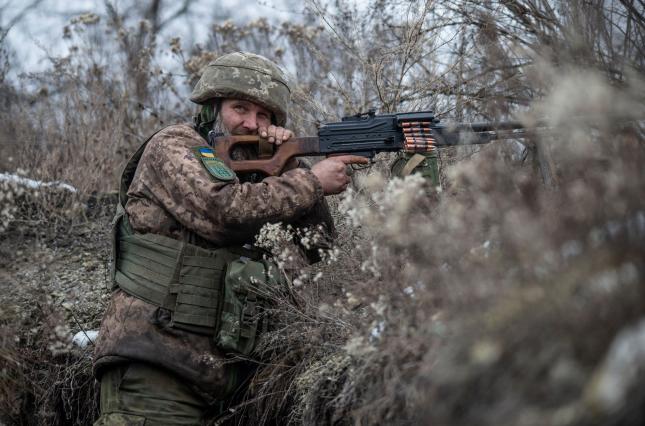 Российские наемники 8 раз обстреляли позиции ВСУ на Донбассе 1