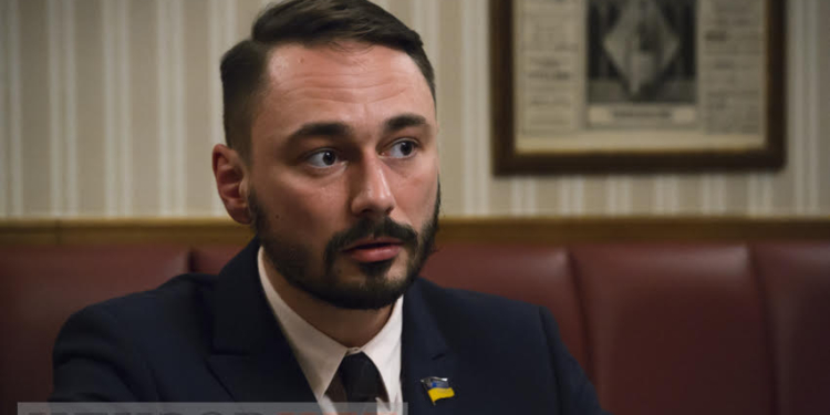 На выборах мы говорили избирателям, что обличители взяточников получат 10% от взятки, а Леросу – предлагают от 5 до 8 лет тюрьмы, – “слуга народа” Гурин