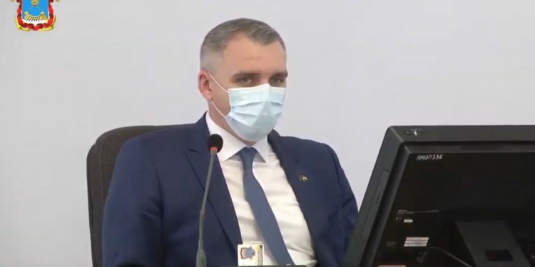 “Принесите мне успокоительное”. Сенкевич высказал претензии к Зеленскому и пообещал видеообращение (ВИДЕО)