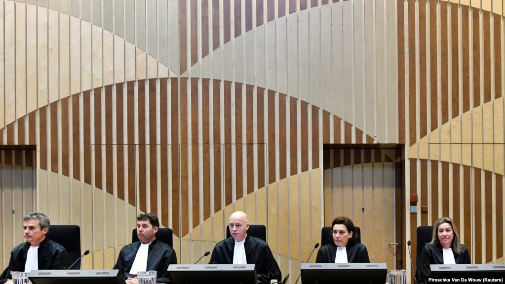 "Самолет мы бахнули". Суд в Гааге по делу о сбитом самолете рейса MH17 слушал переговоры боевиков 3