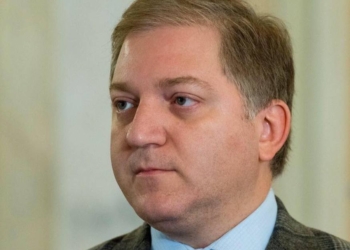 Привез-не привез? С больным коронавирусом французским парламентарием контактировал нардеп от ОПЗЖ