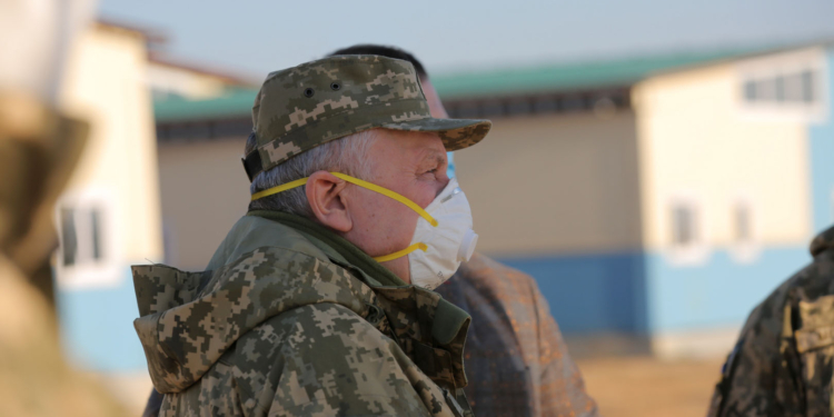 Таран и Хомчак ознакомились с ходом строительства бригадного городка на николаевском полигоне «Широкий лан» (ФОТО)