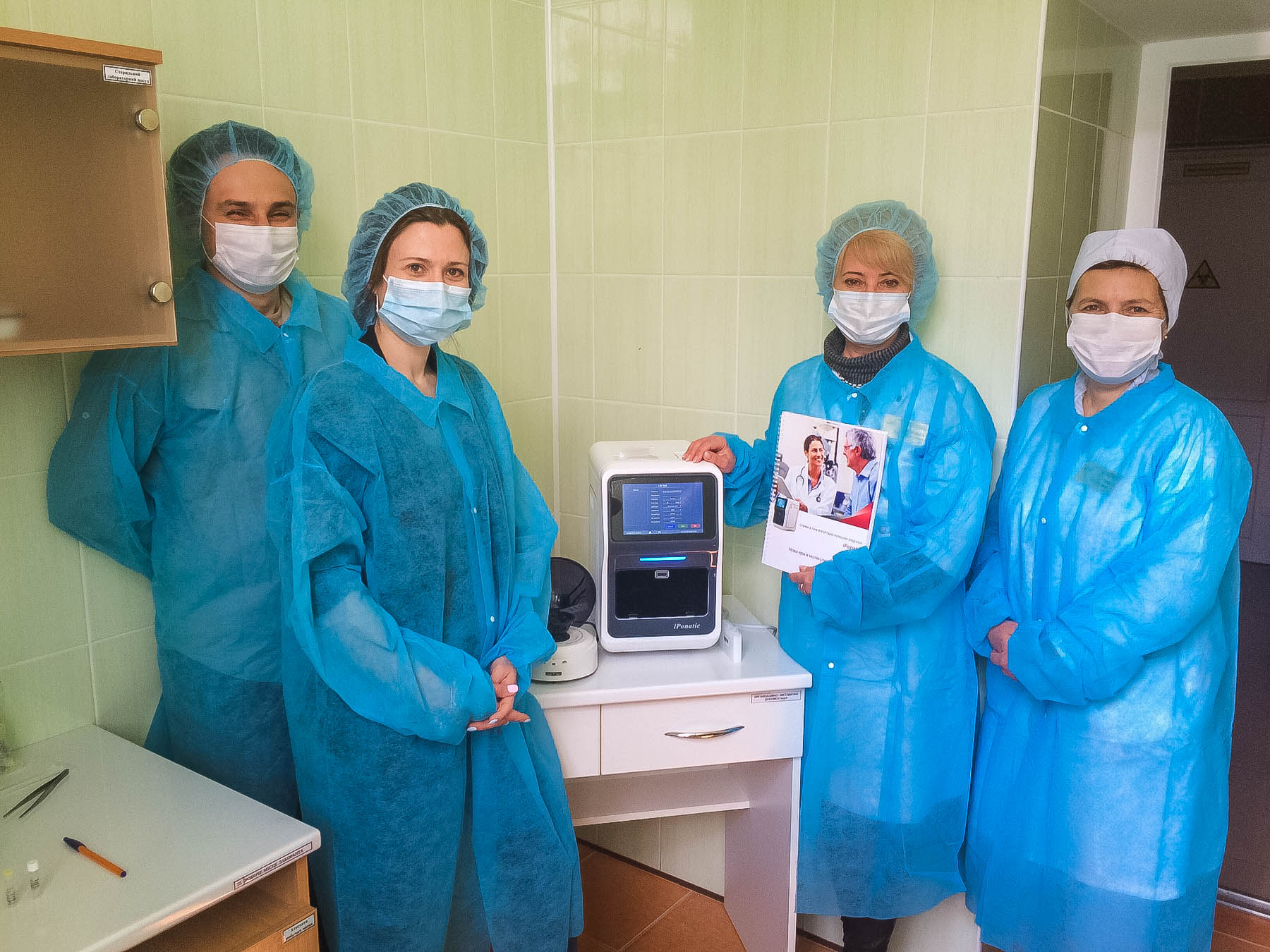 В Николаев прибыл современный аппарат для ПЦР-исследований (ФОТО)