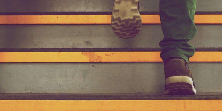 В Николаеве ОСМД могут бесплатно получить дезинфектанты для обработки подъездов во время карантина: куда обращаться