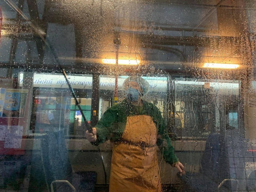В Запорожье общественный транспорт останется доступен для всех, кто в масках 1