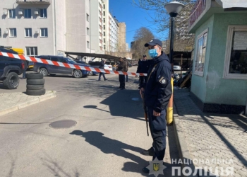 Полиция просит николаевцев поделиться записями видеорегистраторов, на которые попал мужчина, стрелявший в Титова