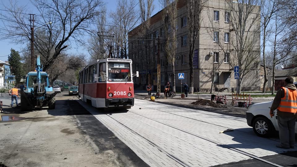 В сети показали качество ремонта трамвайного переезда в Николаеве (ВИДЕО) 3