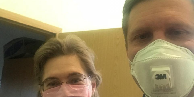 У Шахова уверяют, что его кровью теперь можно лечить тяжелых больных COVID-19