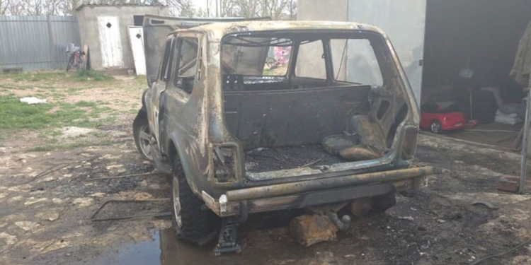 В Вознесенском районе дотла сгорела «Нива» (ФОТО)