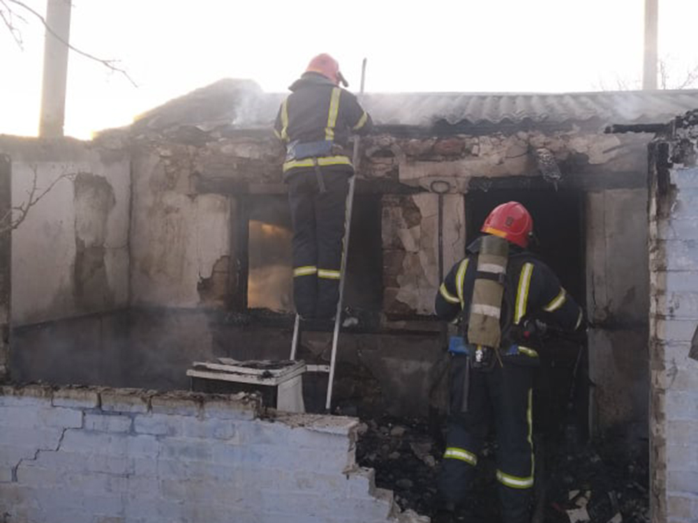 Шалости детей, неосторожность при обращении с огнем и курение – почему на Николаевщине тушили 4 пожара в жилом секторе (ФОТО) 1