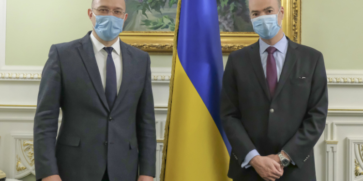 Французы построят в Украине завод по очистке воды, – Шмыгаль