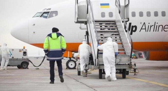 Украинские авиакомпании получат компенсации за эвакуационные чартерные рейсы — Криклий