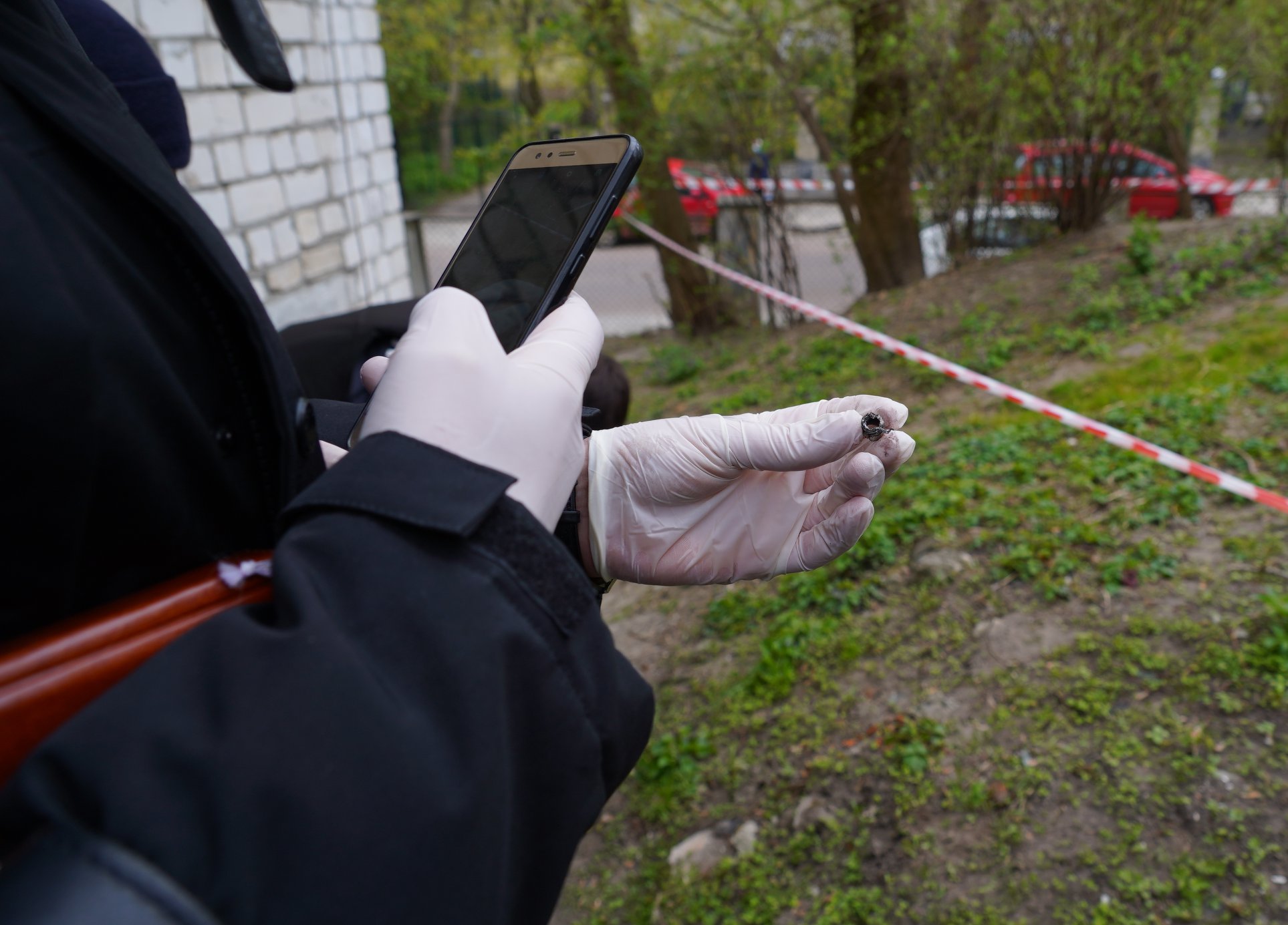 На Львовщине возле больницы произошел взрыв, погиб мужчина (ФОТО)