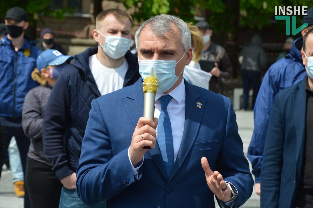 Сенкевич из СМИ узнал, что карантинные ограничения на общественный транспорт снимут 11 мая 1