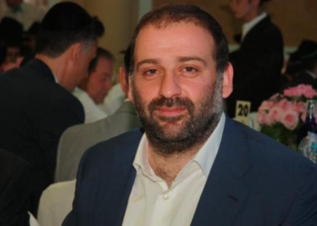 Бизнес-партнер Коломойского трижды посещал Офис президента накануне голосования за «антиколомойский закон» (ВИДЕО)