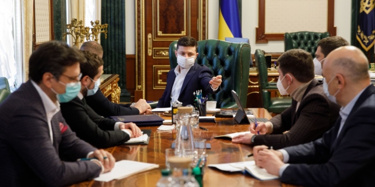 Зеленский: каждый верующий несет ответственность за здоровье других