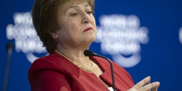 Глава МВФ заявила об остановке мировой экономики