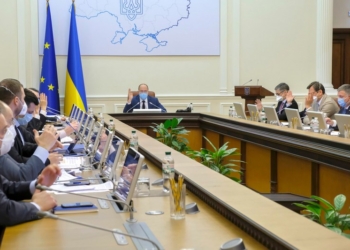 В связи с карантином в Украине снова запретили работу строительных магазинов, которую разрешили вчера