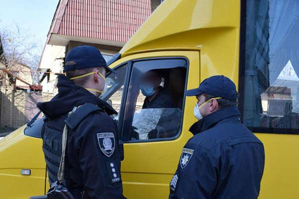 В Украине нарушителей карантина оштрафовали уже на 1,1 миллиона гривен 1