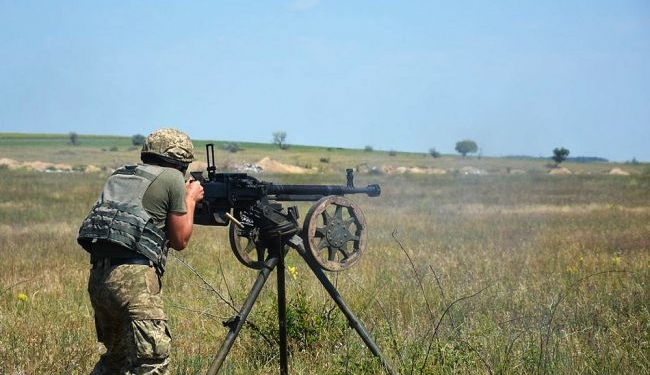 Боевики на Пасху из минометов обстреляли позиции ООС вблизи Песков