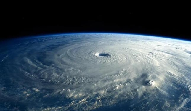 Крупнейшая в мире озоновая дыра “затянулась”