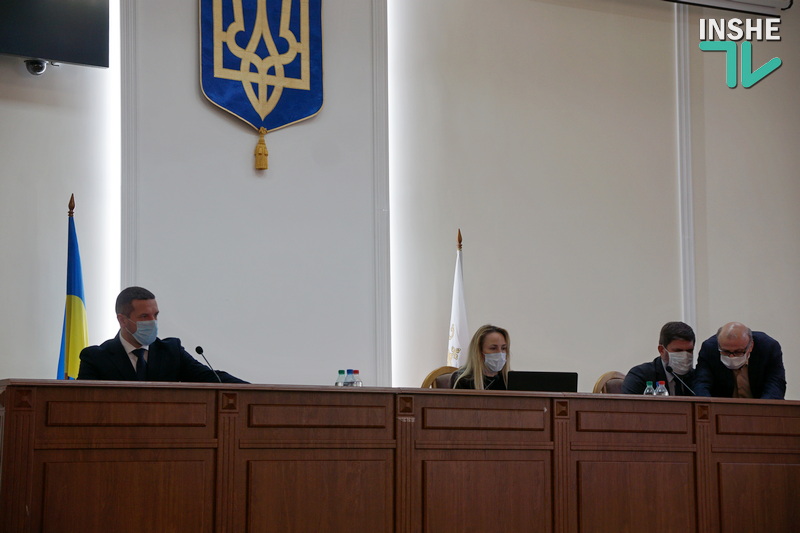Стартовала внеочередная сессия Николаевского облсовета, на которой должны перераспределить бюджет на борьбу с коронавирусом (ФОТО) 9