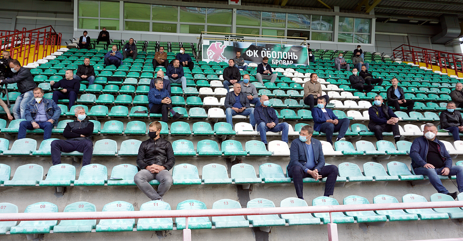 Совет лиг ПФЛ принял решение о досрочной остановке соревнований (ФОТО)