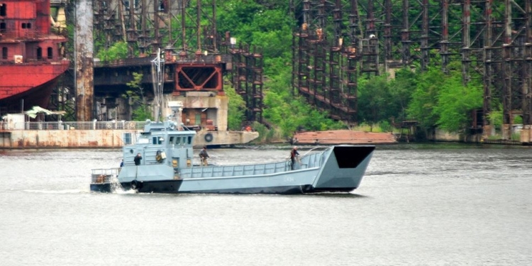 Результативный день на Николаевском судостроительном заводе: «Сватово» провел испытания, а «Альдебаран» зашел на ремонт (ФОТО)