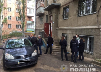 В Николаеве мужчина зарезал жену