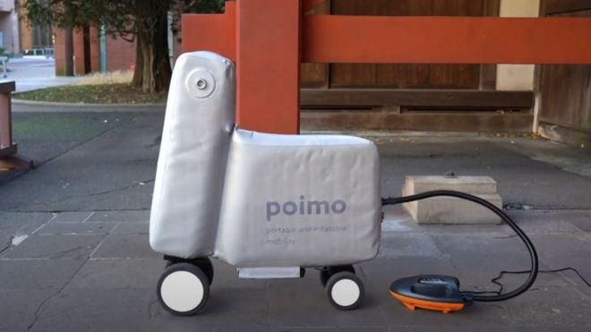 Японцы придумали надувной электронный скутер, который помещается в рюкзак 1