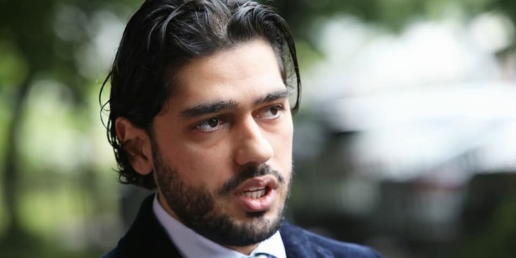 Депутат Лерос приехал в НАПК подавать заявление о коррупции в Минэнерго (ФОТО)