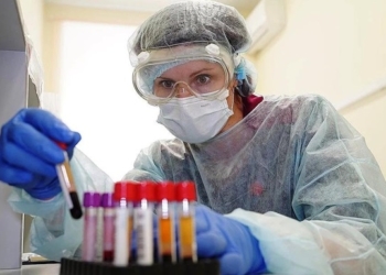 Представлена убивающая коронавирус супермаска