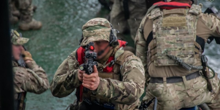 Абордажные действия в Черном море – в исполнении очаковских «морских котиков» (ФОТО)