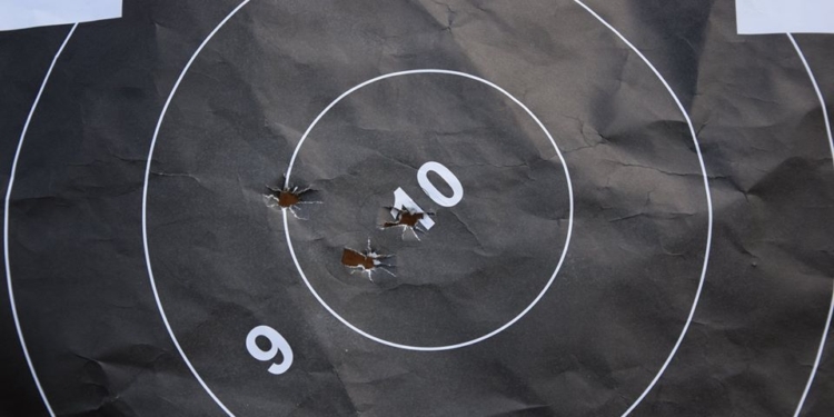 На Николаевщине артиллеристы ВМС постреляли из стрелкового оружия и освежили навыки по тактической медицине (ФОТО)