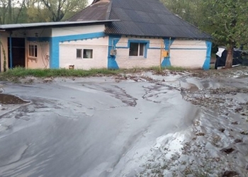 В Винницкой области ливень смыл с дороги велосипедиста, мужчина погиб