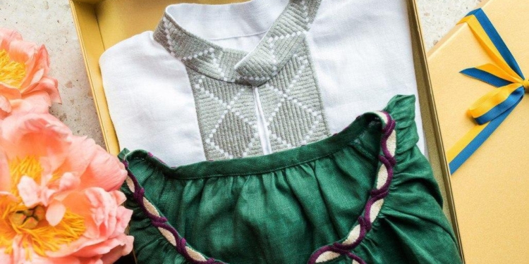 Зеленский отправил вышиванки в подарок лидерам разных стран