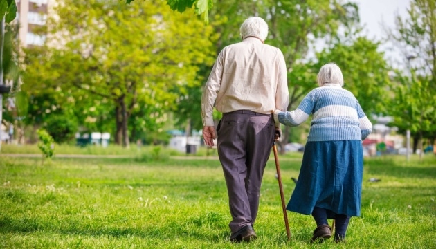 ВОЗ оценила ожидаемую продолжительность жизни в Украине в 72,5 года