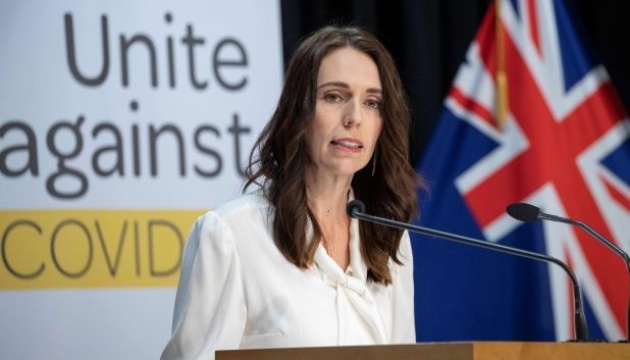 Во время прямого эфира премьера Новой Зеландии произошло землетрясение (ВИДЕО)