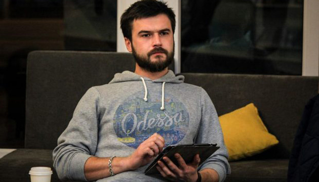 Дело о пожаре в колледже Одессы: поэта и активиста Хаецкого отпустили из-под стражи