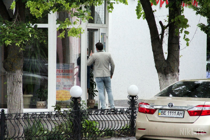 "Велюровый" скандал в Николаеве. Депутат горсовета Дюмин использует свой ресторан во время карантина (ФОТО) 7