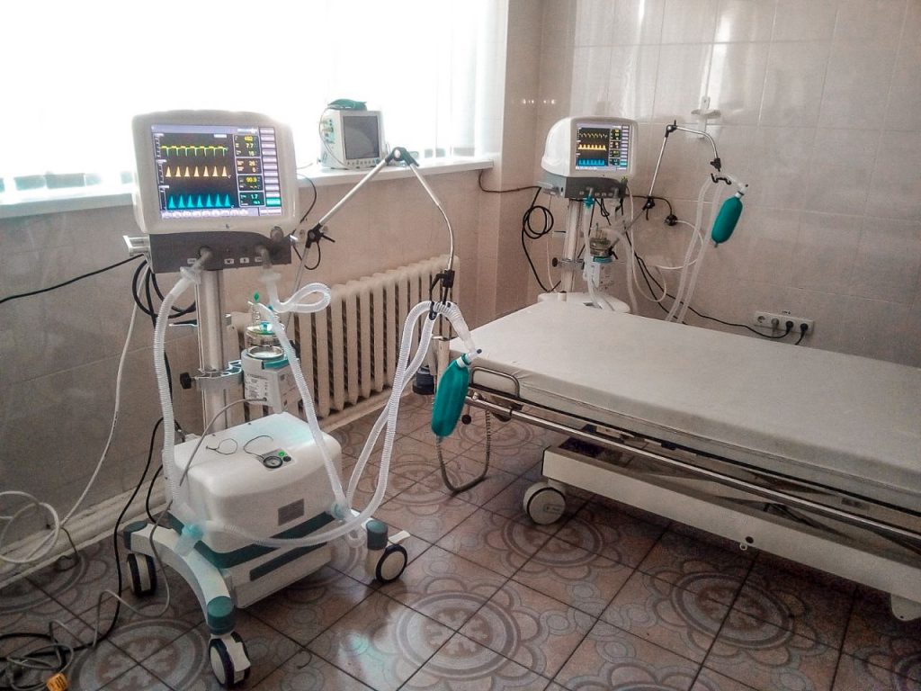 Почему главврач "инфекционки" отказывается поделиться "благотворительными" аппаратами ИВЛ с городскими больницами Николаева 3