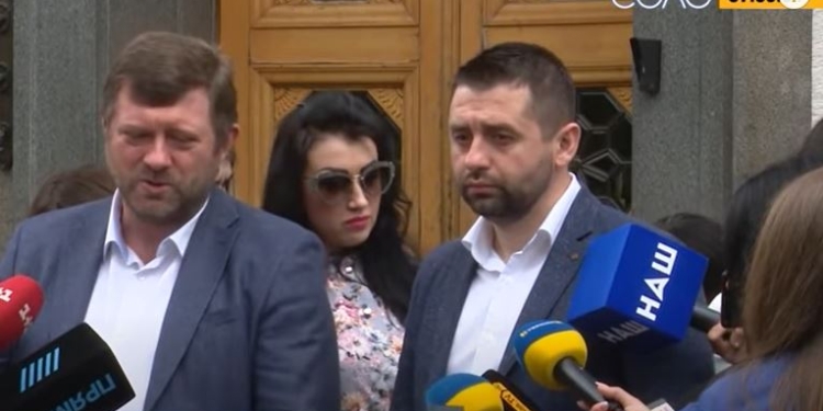 Чуть помедленнее, партии. Кандидатами в мэры смогут быть самовыдвиженцы (ВИДЕО)