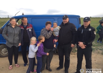 На Николаевщине сто полицейских с дроном искали трехлетнего мальчика, скрывшегося на велосипеде (ФОТО, ВИДЕО)