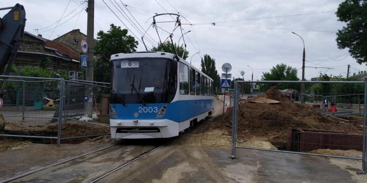 Николаевские трамваи №6 и №7 курсируют по обычному маршруту (ФОТО)